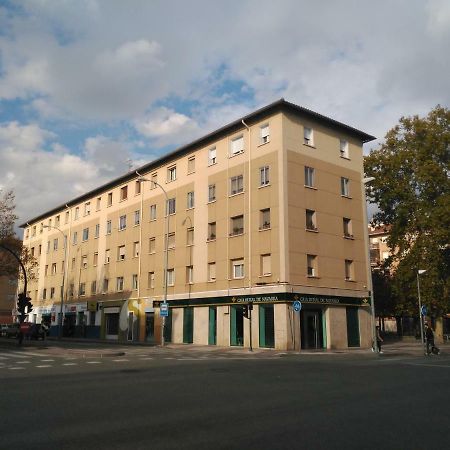 Apartamento Turistico Marcelo Celayeta At Cerca Del Centro Pamplona Exterior foto