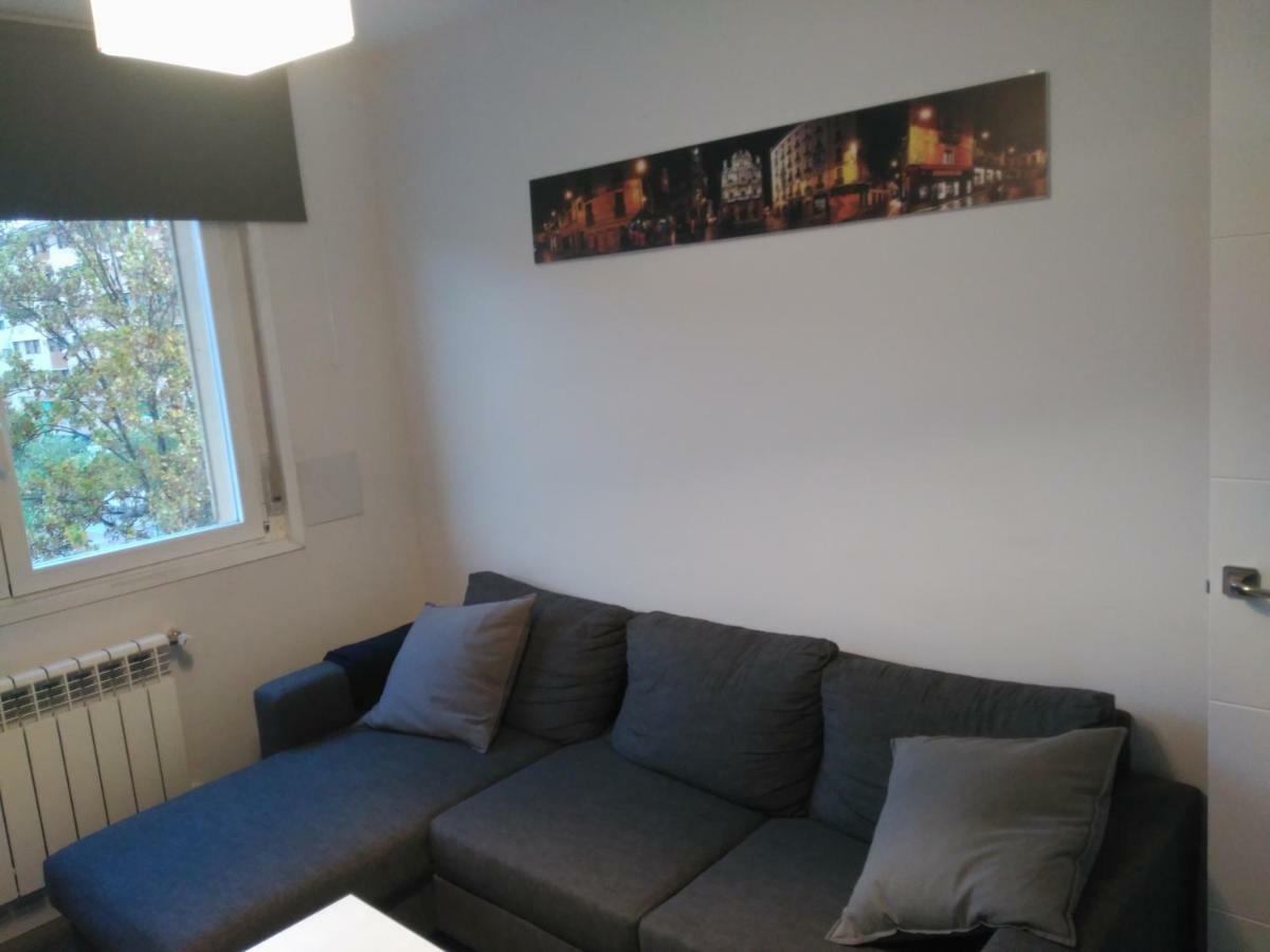 Apartamento Turistico Marcelo Celayeta At Cerca Del Centro Pamplona Exterior foto
